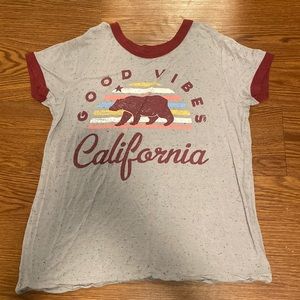 Gray and Maroon Women’s Shirt X-Small